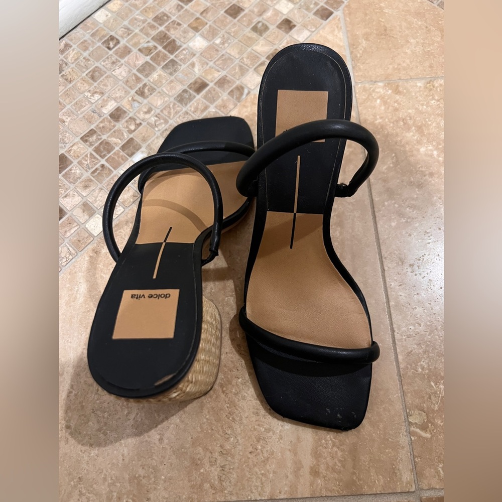 Size 7, dolce vita